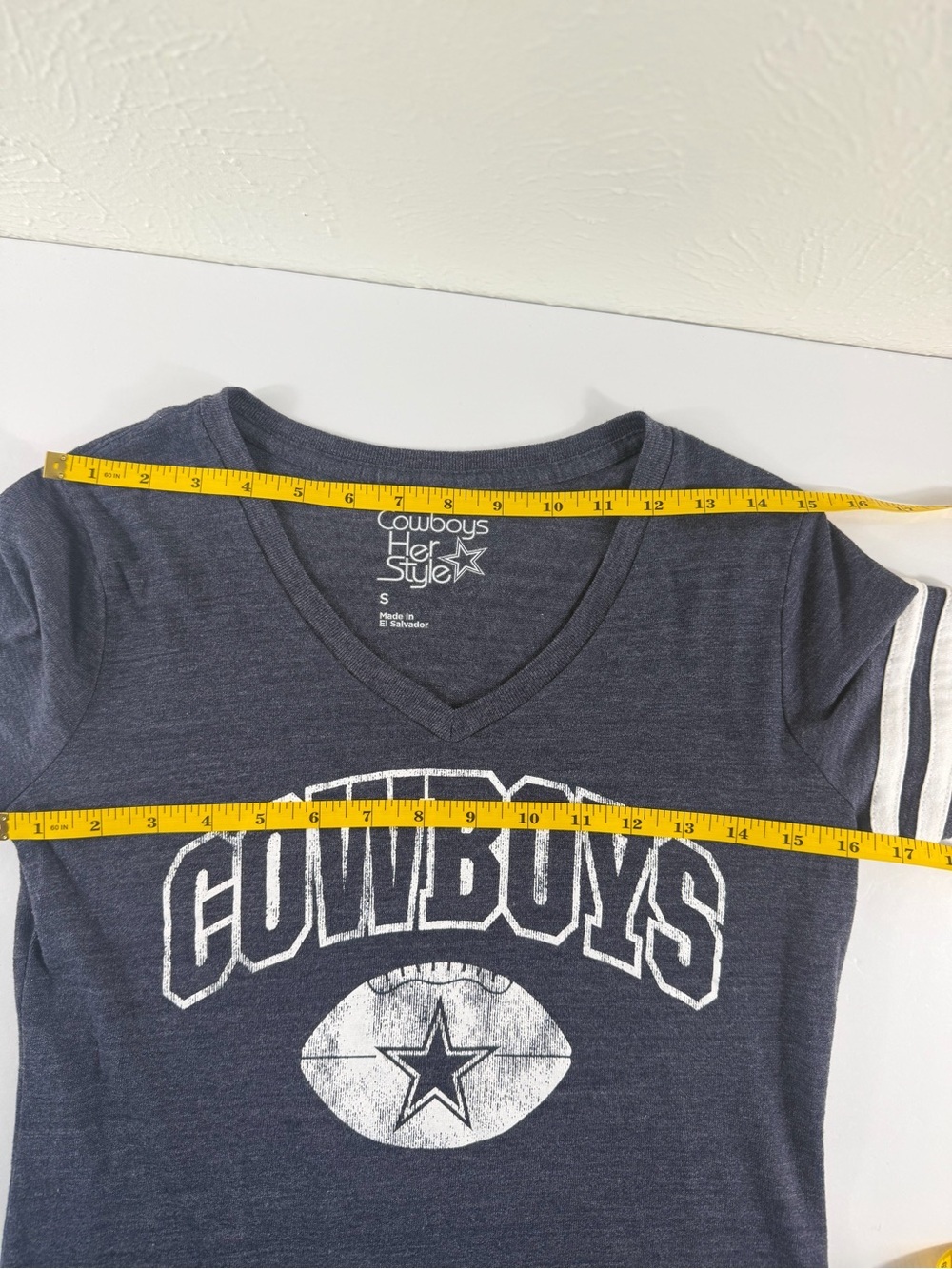 Dallas Cowboys Her Style Women’s V-Neck T-Shirt Size S Navy Blue - Picture 5 of 7